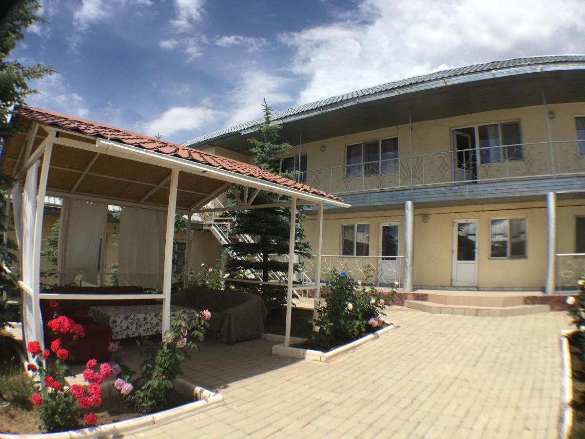 Эдем Hotel Cholpon-Ata Exterior foto