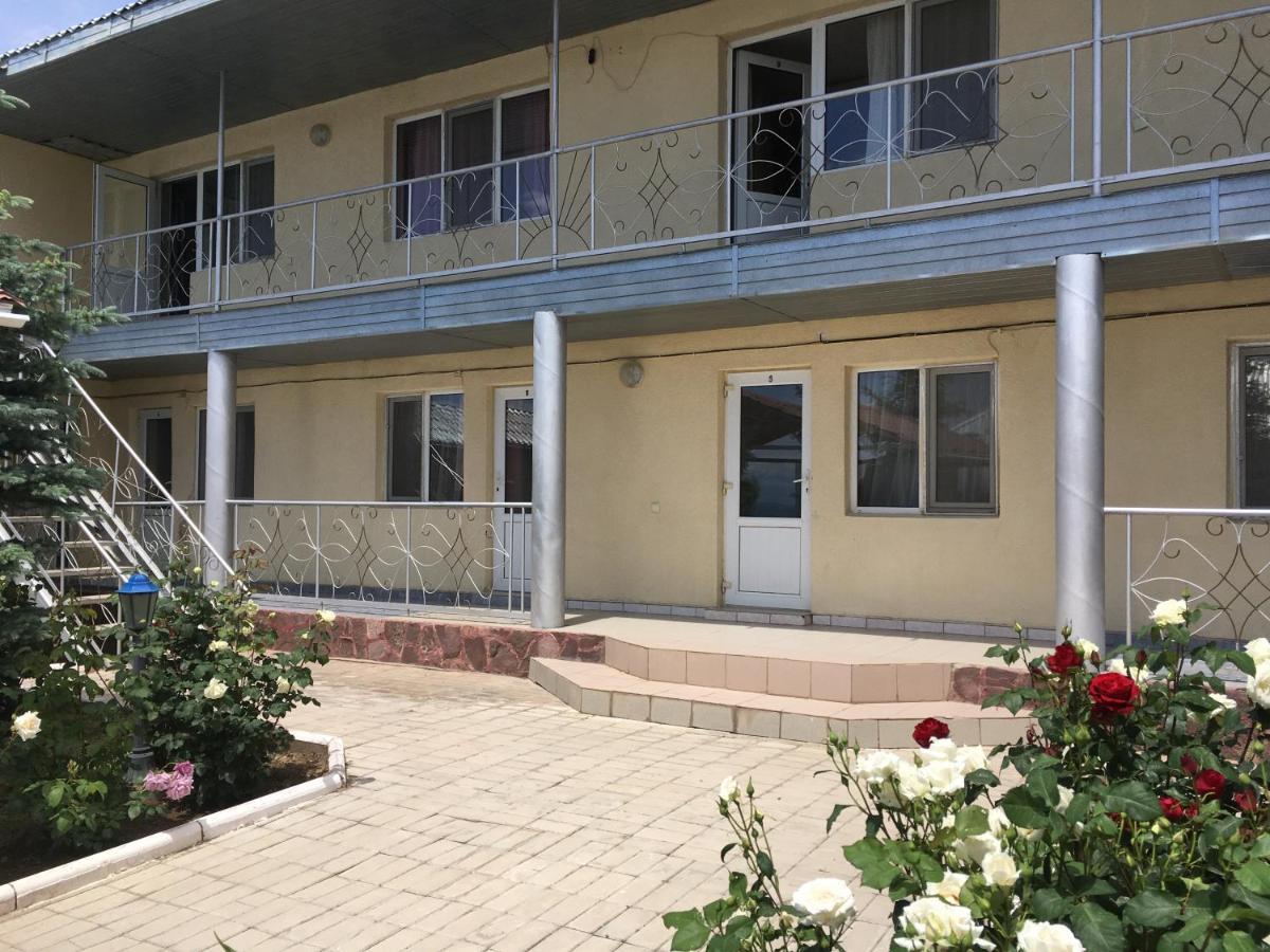 Эдем Hotel Cholpon-Ata Exterior foto